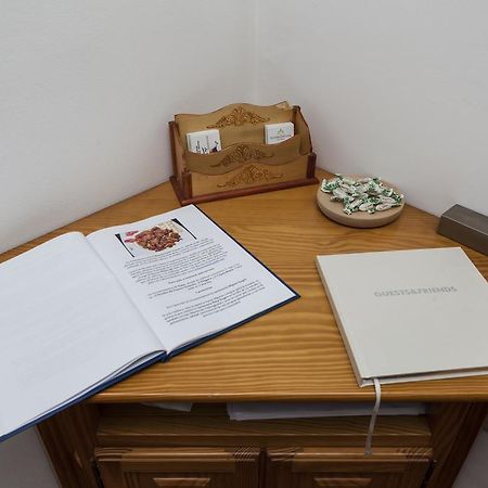 La Buenaventura Del Tietar Guest House Casavieja ภายนอก รูปภาพ