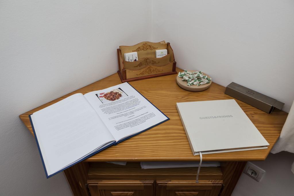La Buenaventura Del Tietar Guest House Casavieja ภายนอก รูปภาพ