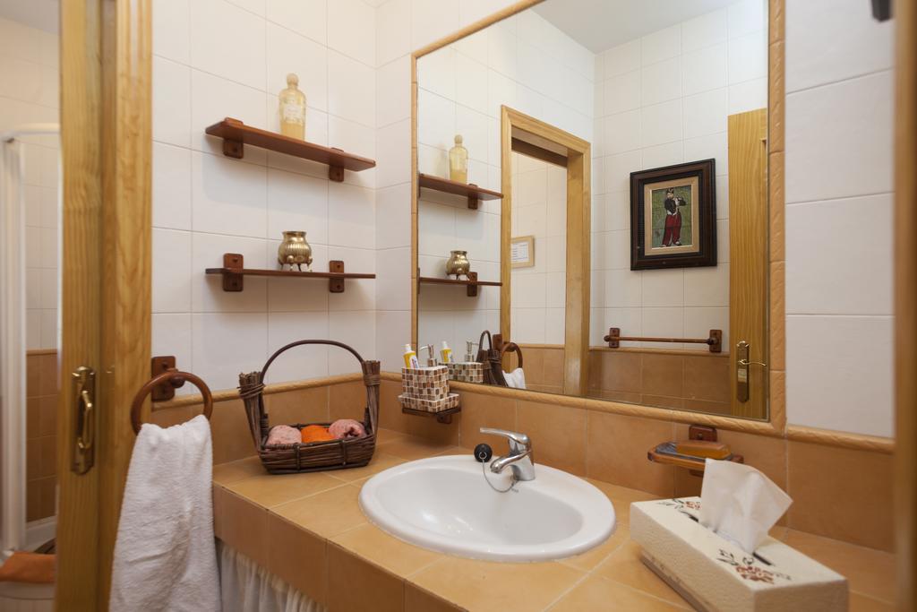 La Buenaventura Del Tietar Guest House Casavieja ภายนอก รูปภาพ