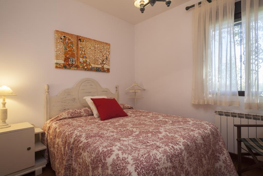 La Buenaventura Del Tietar Guest House Casavieja ห้อง รูปภาพ