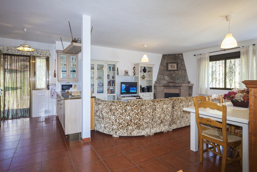 La Buenaventura Del Tietar Guest House Casavieja ภายนอก รูปภาพ